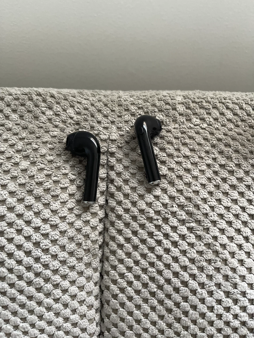 Black True Wireless Earphones with Charger and Case - photo 5