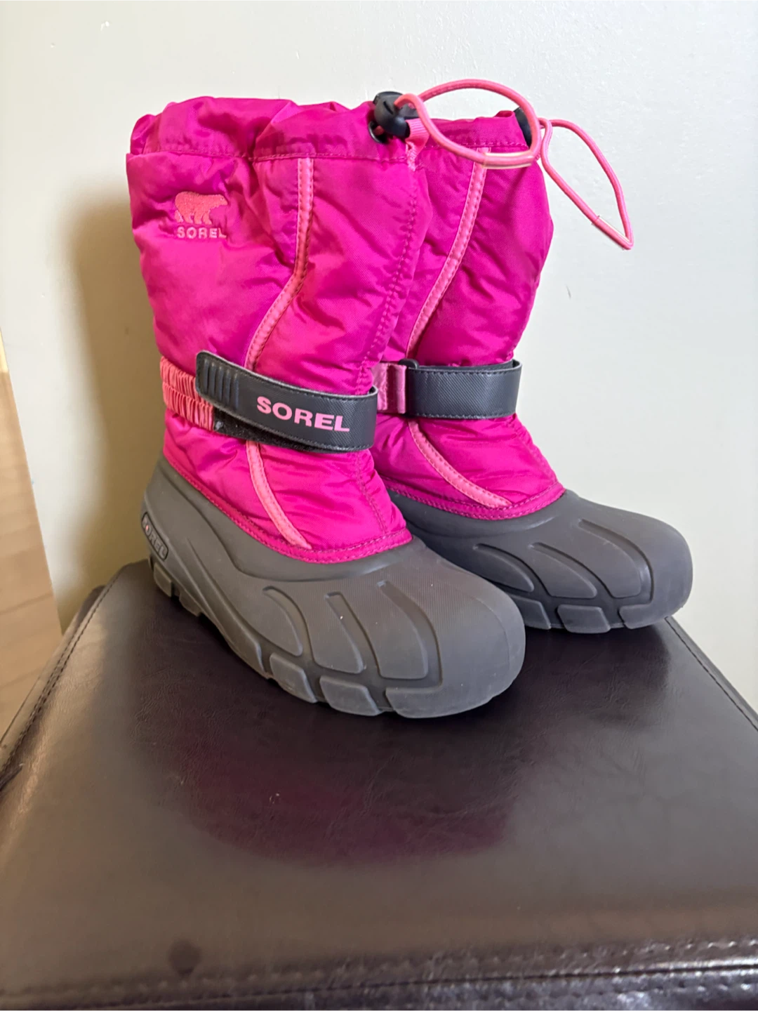 Girl Sorel Winter Boots Size 4 Youth