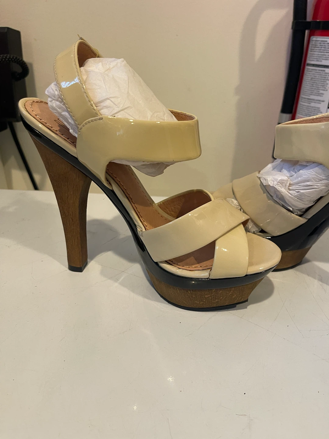 Pelle Moda Patent Leather Sandals