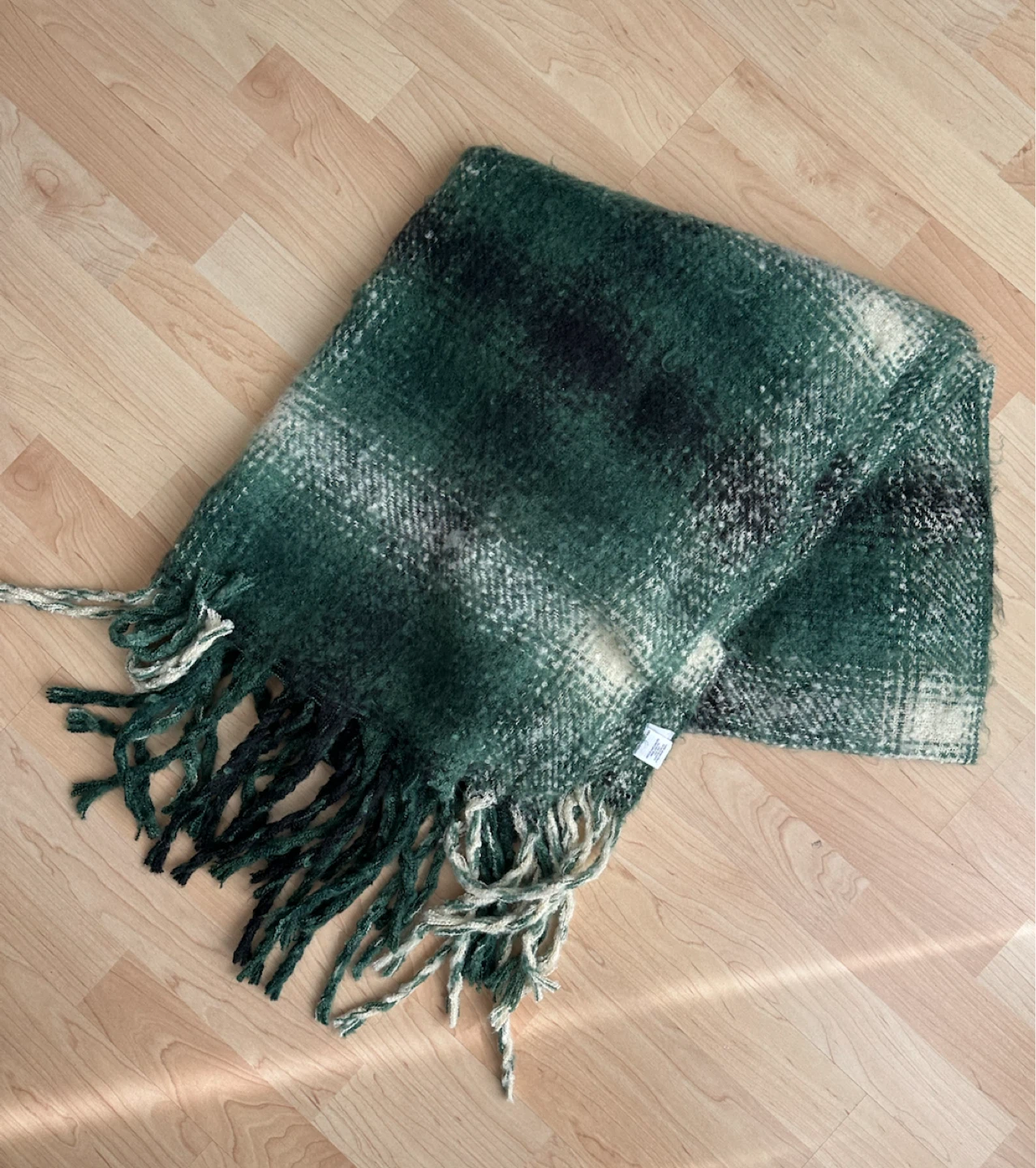 Levi's BIG green plaid scarf