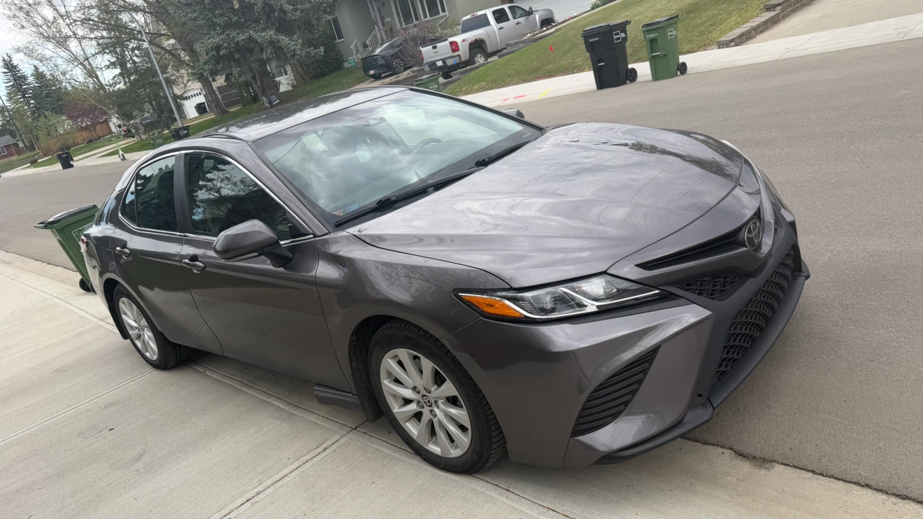 Toyota Camry SE 2020