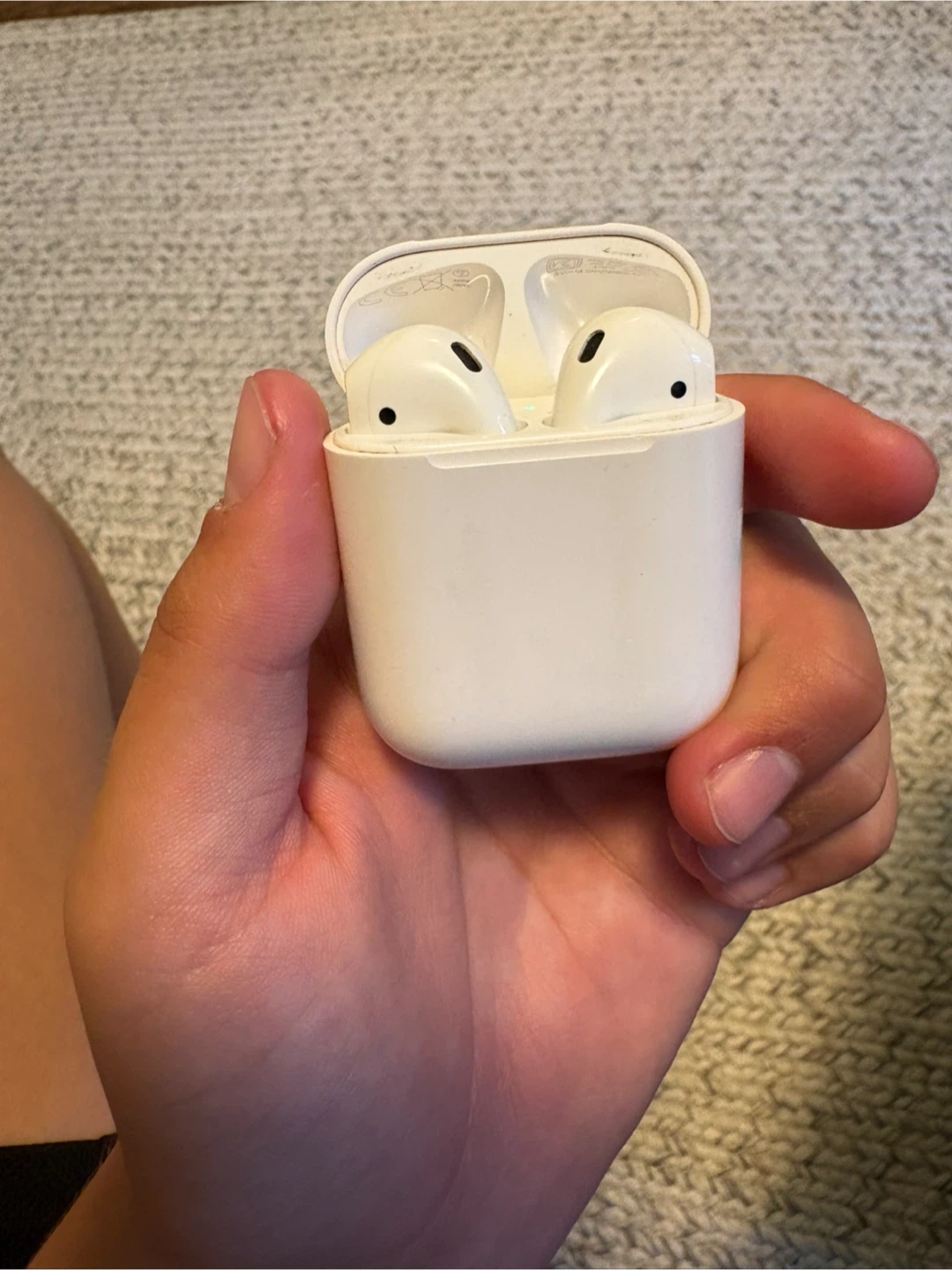 Apple AirPods with Charging Case