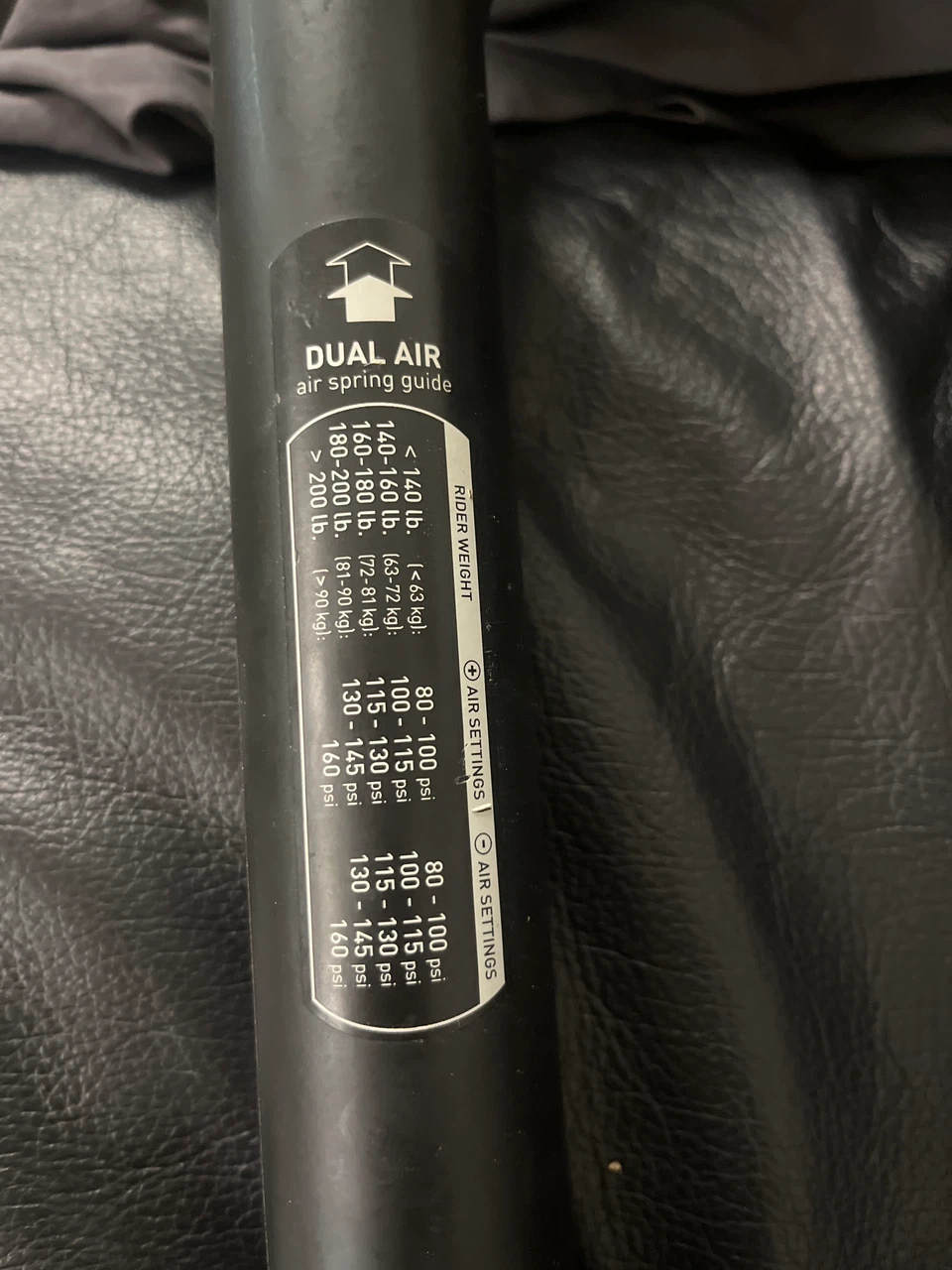 RockShox Revelation Dual Air Mountain Bike Fork - photo 3