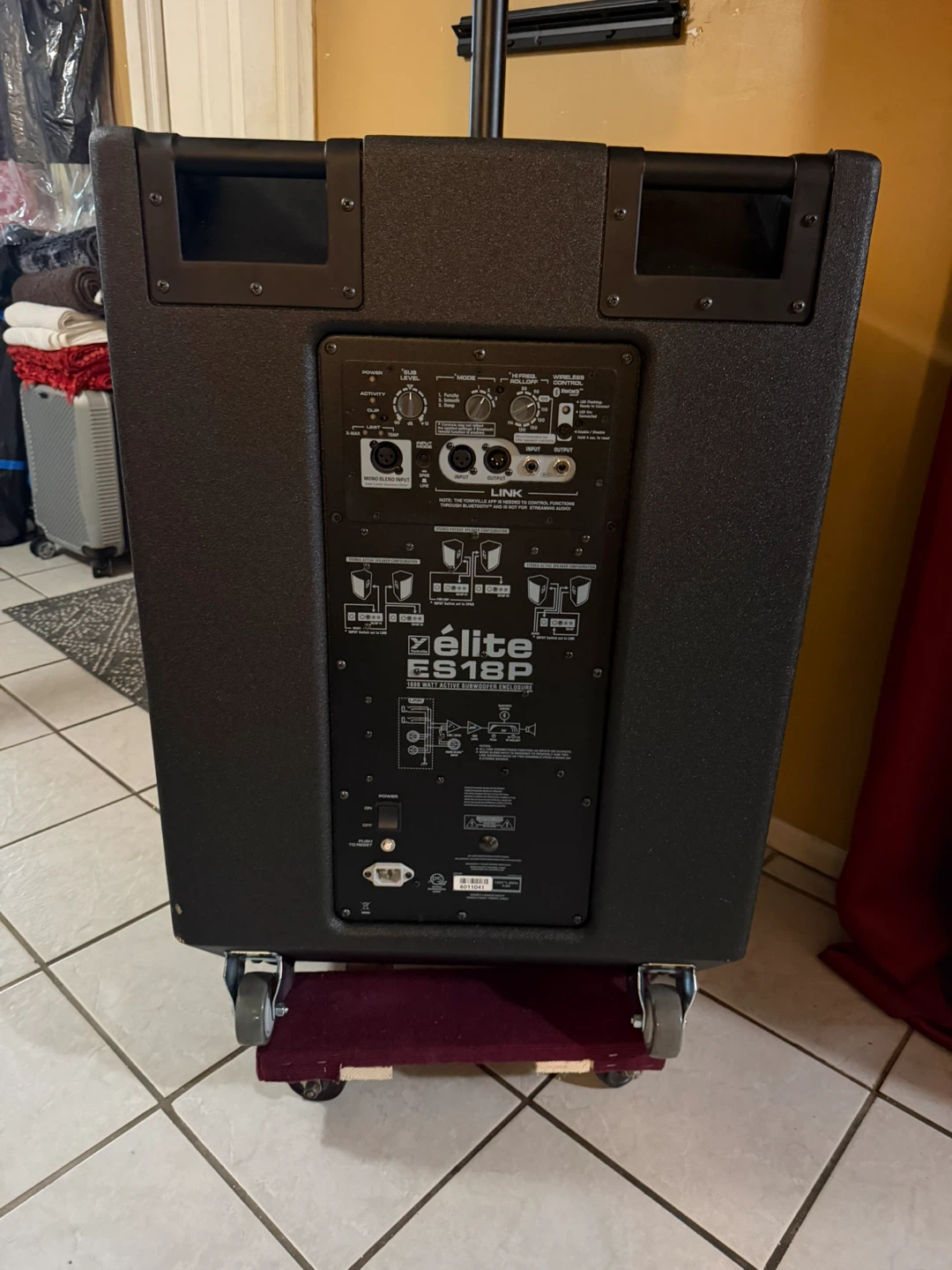 Yorkville Elite ES18P Active Subwoofer - photo 2