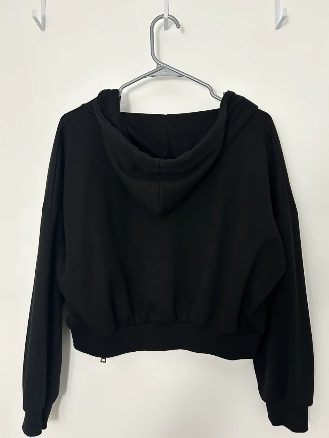 Black zip-up hoodie - photo 2