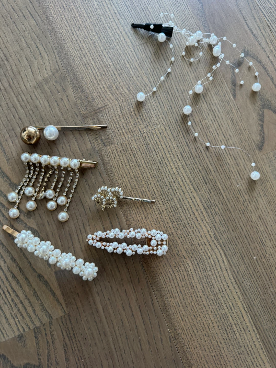 Set of 6 Hair Accessories in pearl