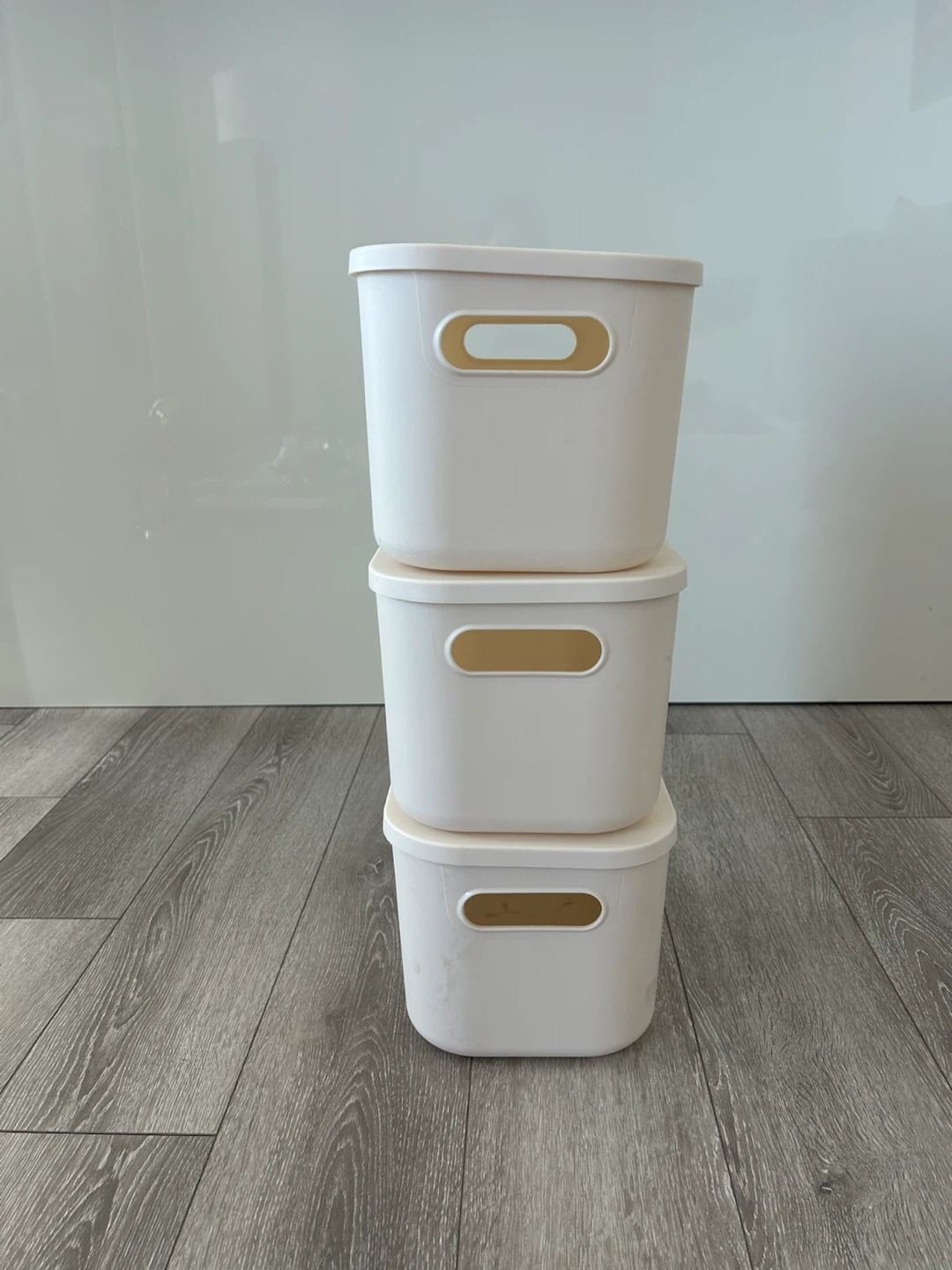 Set of 3 White Storage Bins with Lids