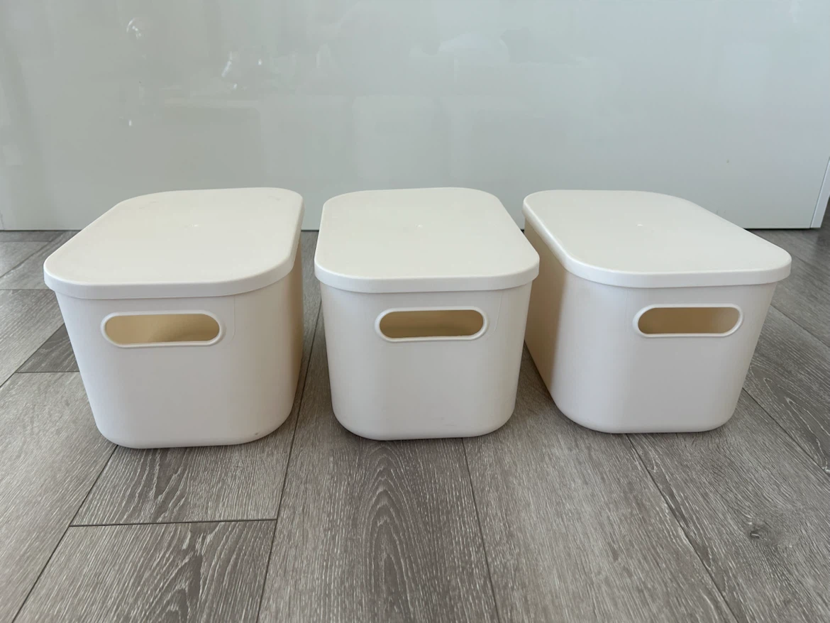 Set of 3 White Storage Bins with Lids - photo 3