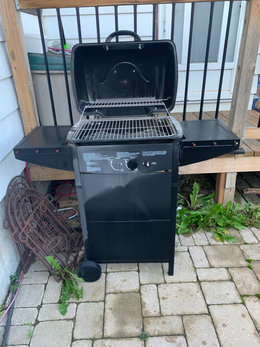 BBQTEK 25,000 BTU Propane BBQ