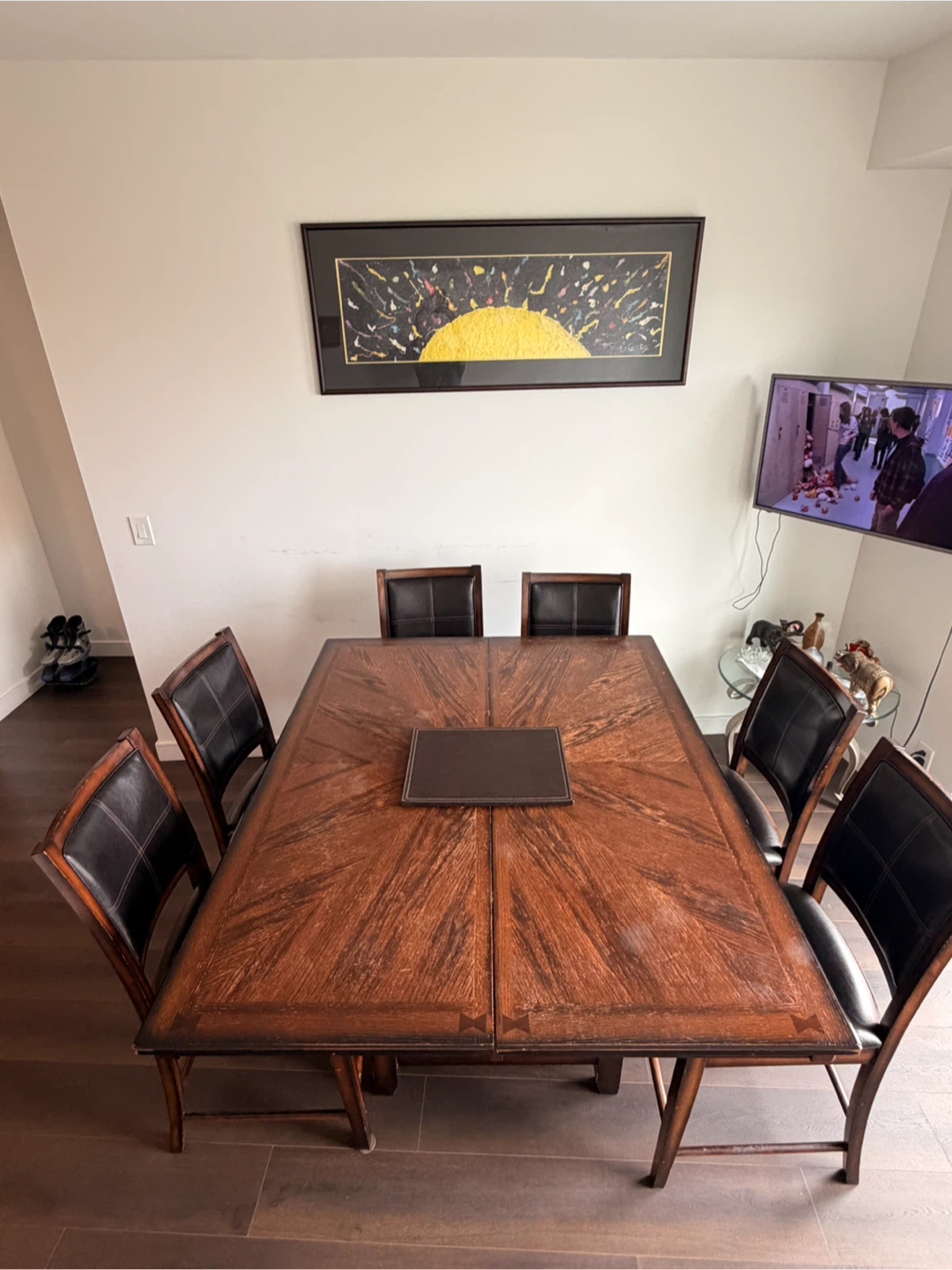 Extendable Solid Oak Dining Table + 6 Leather Chairs - photo 2