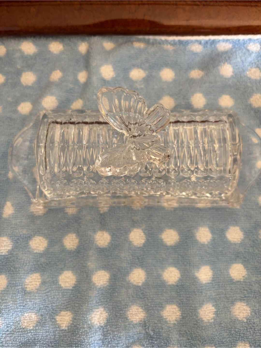 Glass butter dish with butterfly handle - photo 2