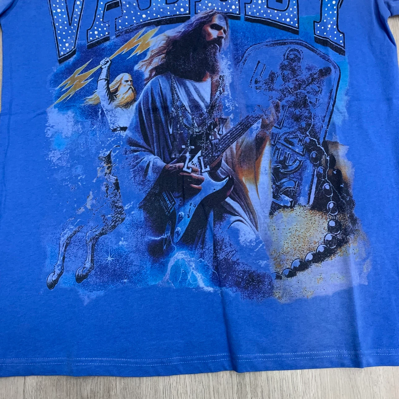 VALE USA Graphic T-Shirt - photo 5