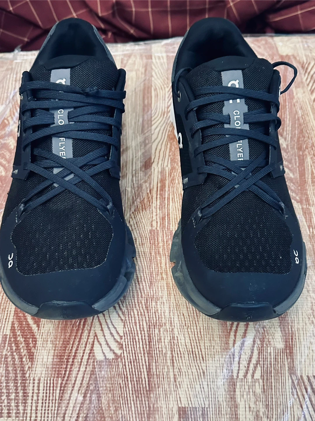 On Cloudflyer Running Shoes Size 10.5