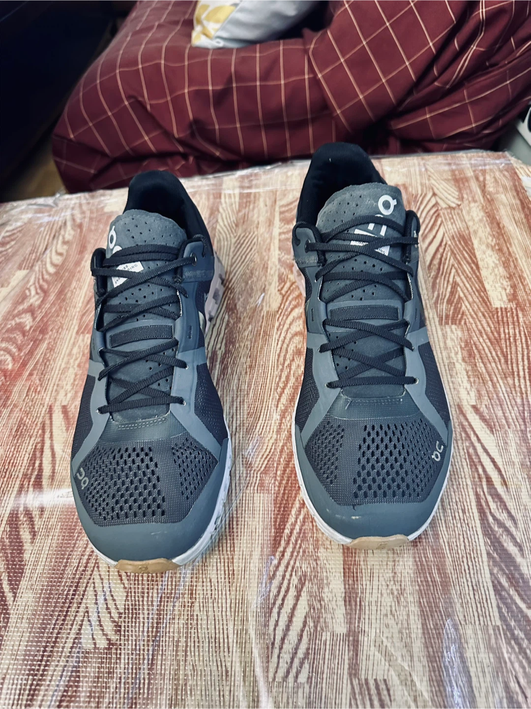 On Cloud Men's Training Shoes Size 11