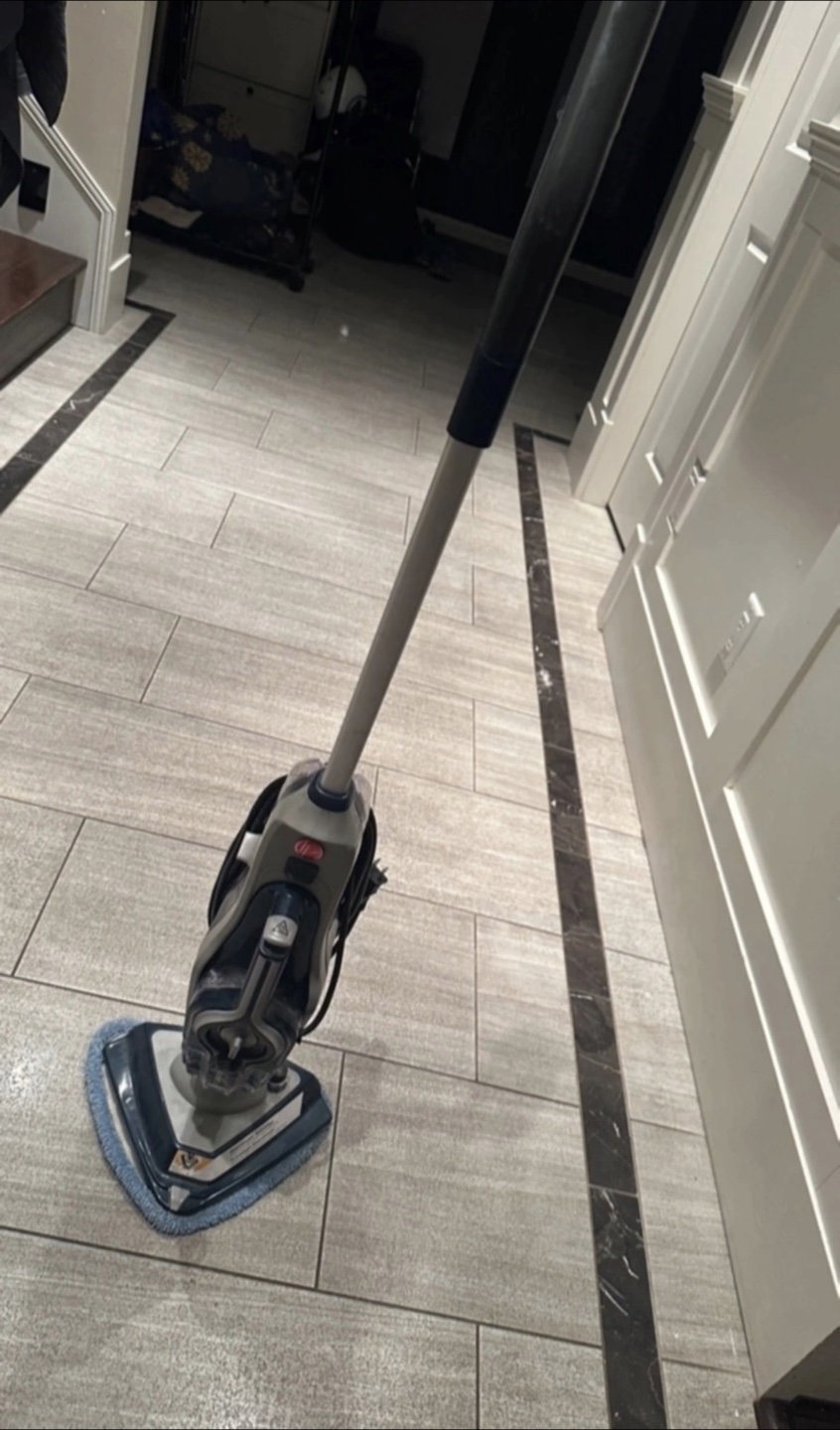 Hoover SteamStream 3-in-1 Steam Mop - photo 2