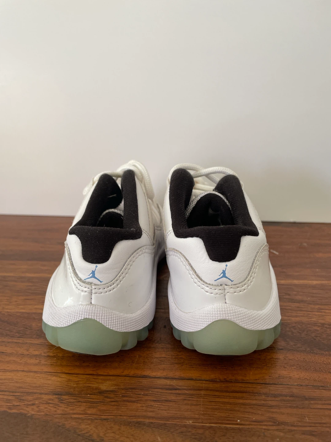 Jordan 11 Retro Low Legend Blue Sneakers - photo 3