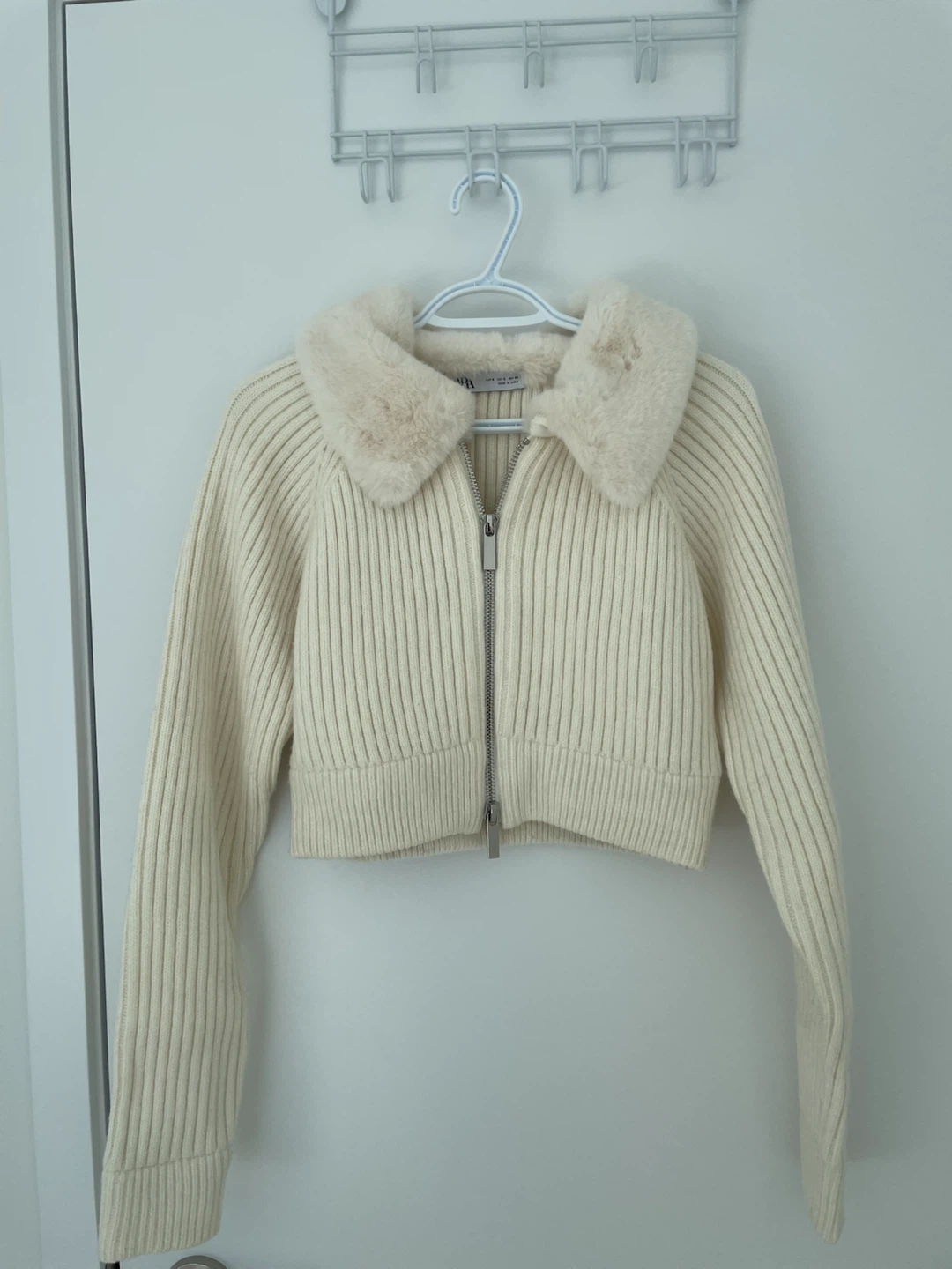 Zara Ribbed Knit Zip-Up Jacket