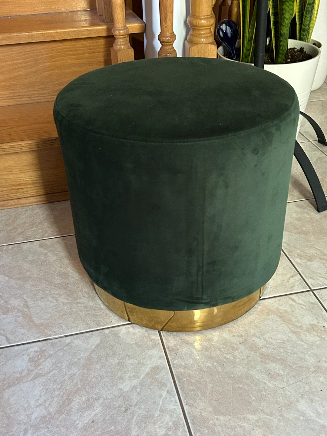 Structube Keira Velvet Ottoman