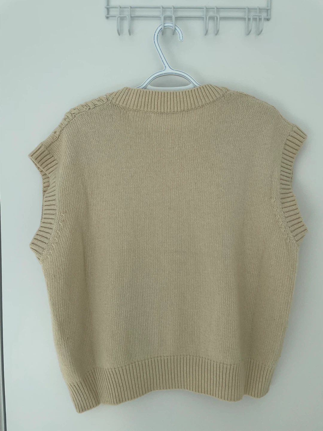 MAGJAY Cable Knit Sweater Vest - photo 2