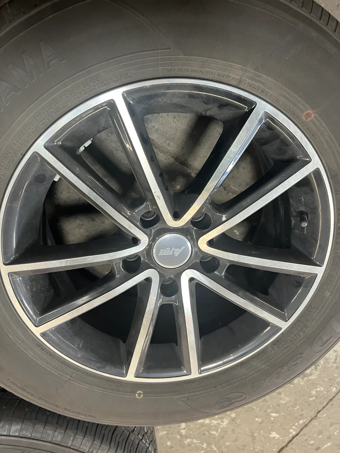 Set of 4 Alpine Wheels with Yokohama Tires - photo 2