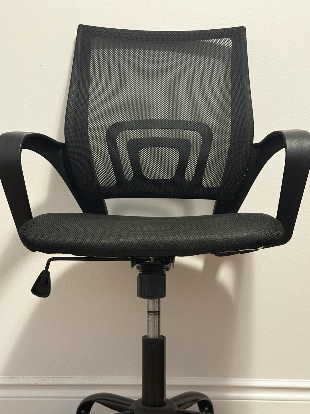 Black mesh office chair
