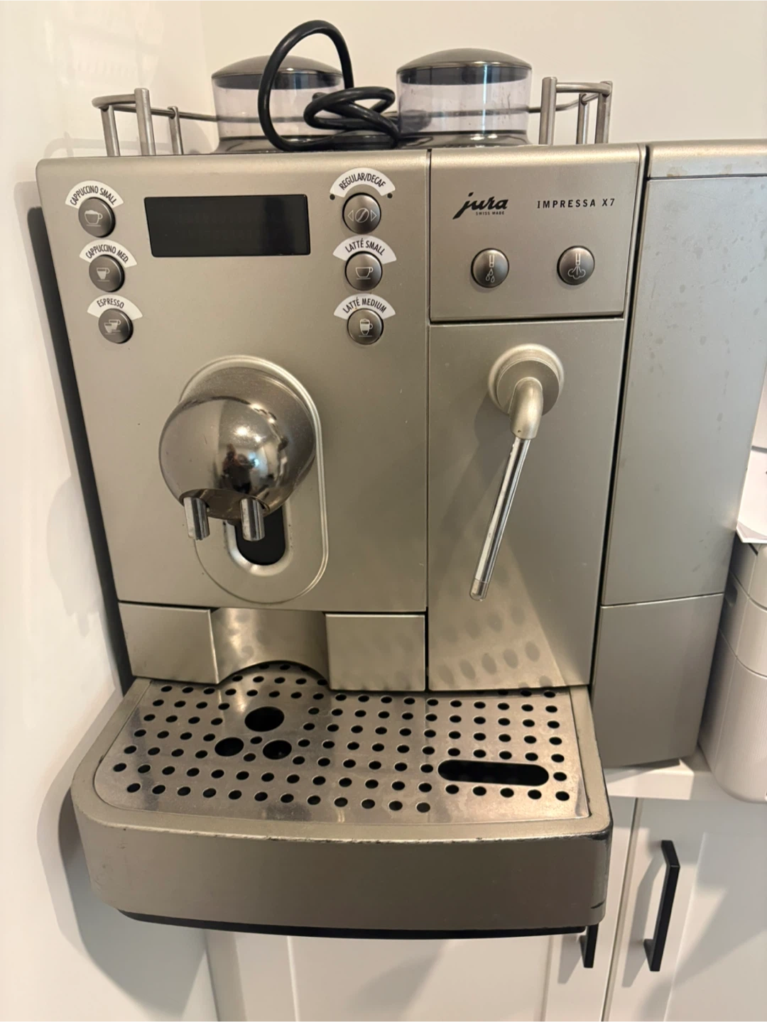 Jura Impressa X7 Coffee Machine