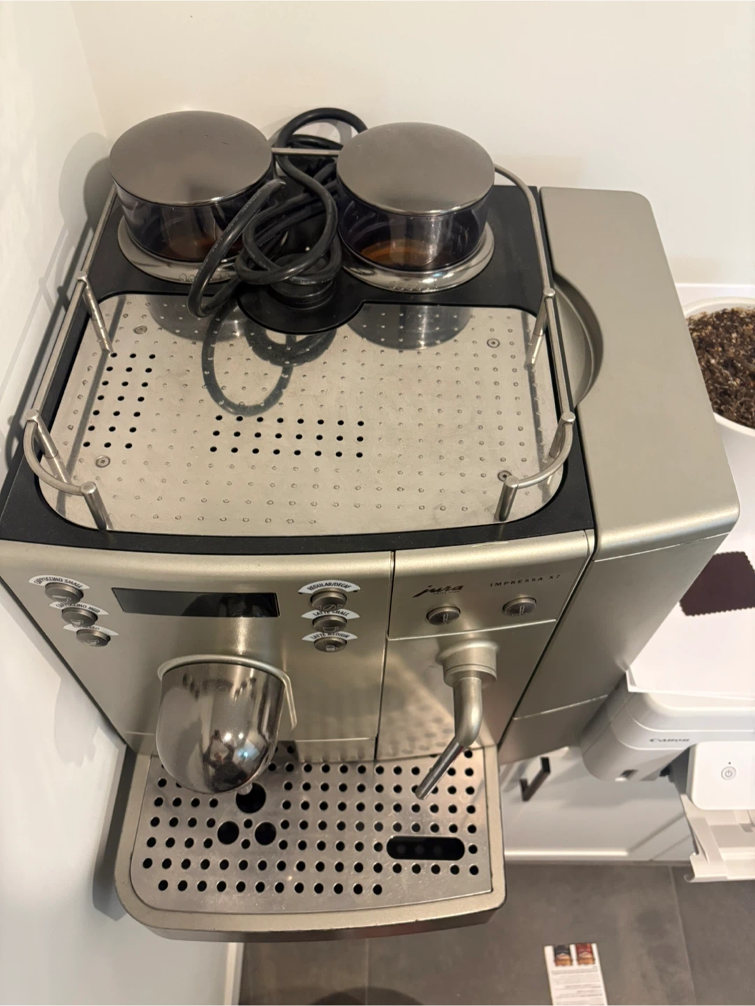 Jura Impressa X7 Coffee Machine - photo 3