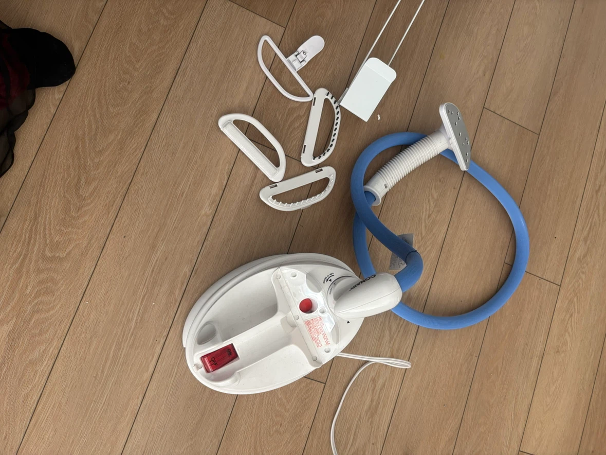 Conair Compact Fabric Steamer - photo 2