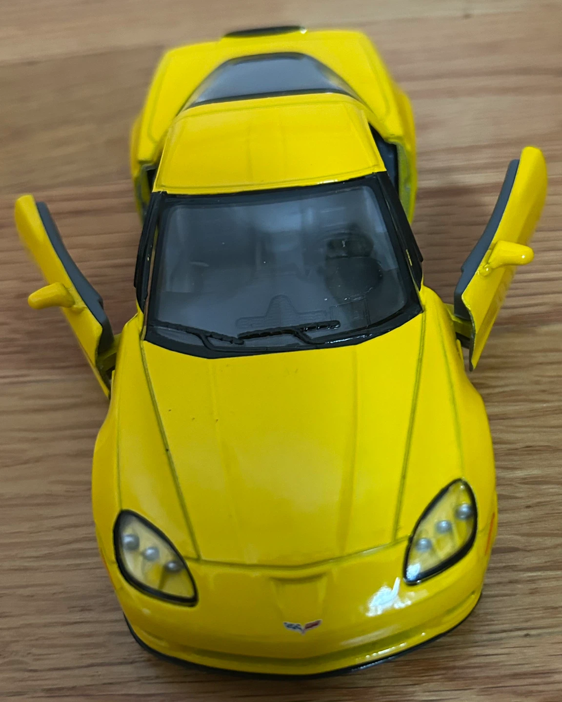 Yellow Corvette Z06 Diecast Model Car - photo 3