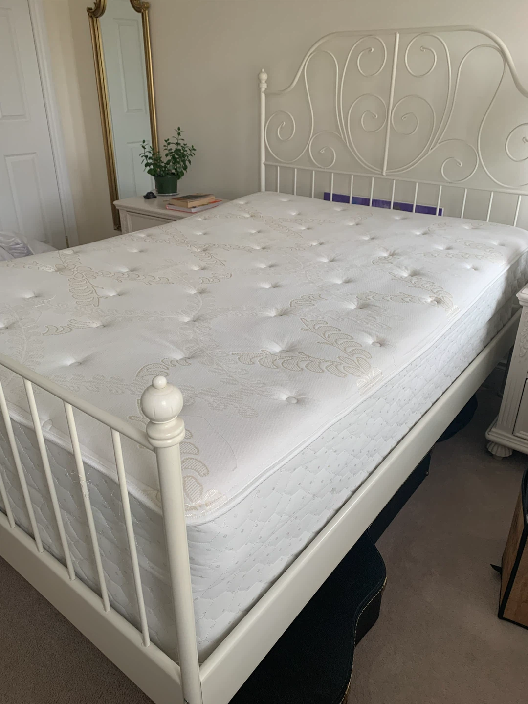 IKEA off white metal bed frame with mattress - photo 2