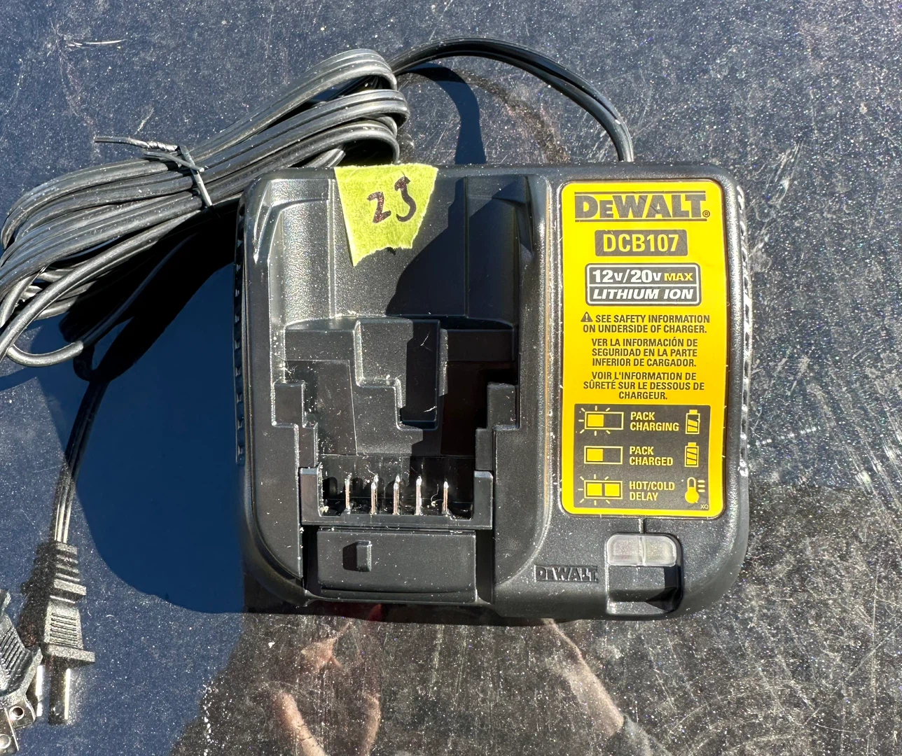 DeWalt DCB107 12V/20V Max Lithium Ion Battery Charger