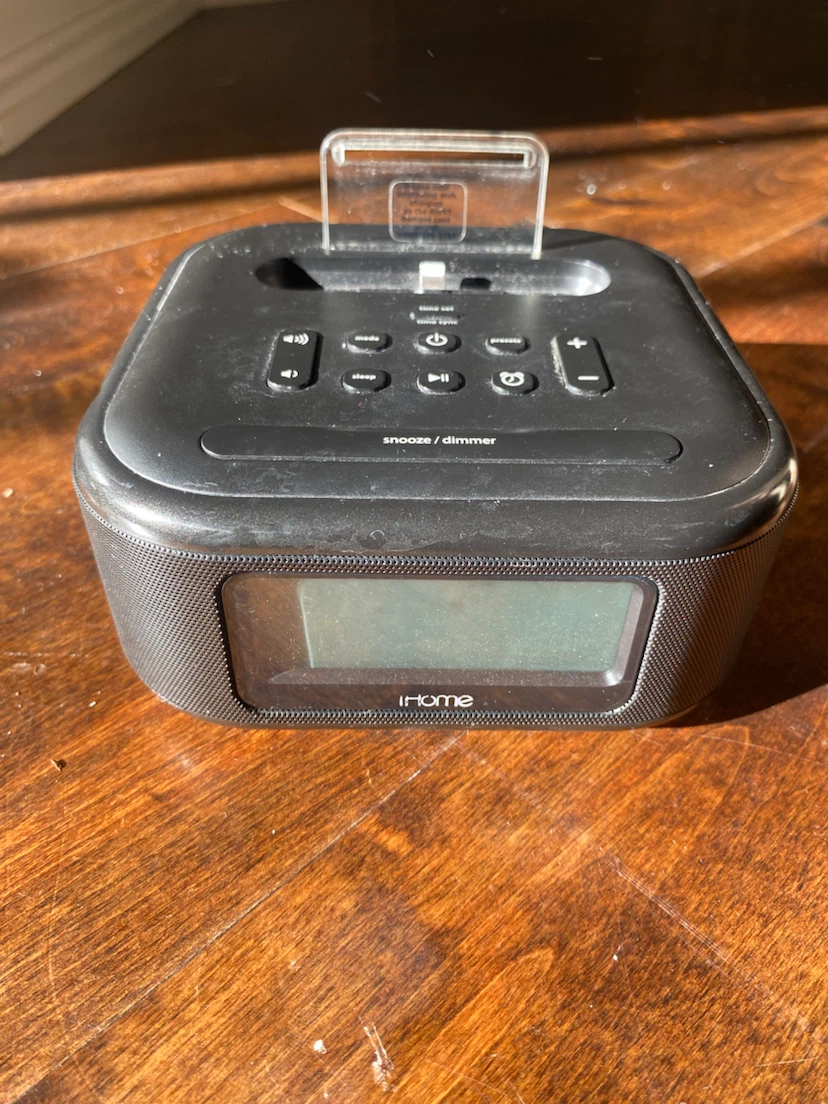 iHome iPL23 Alarm Clock Radio