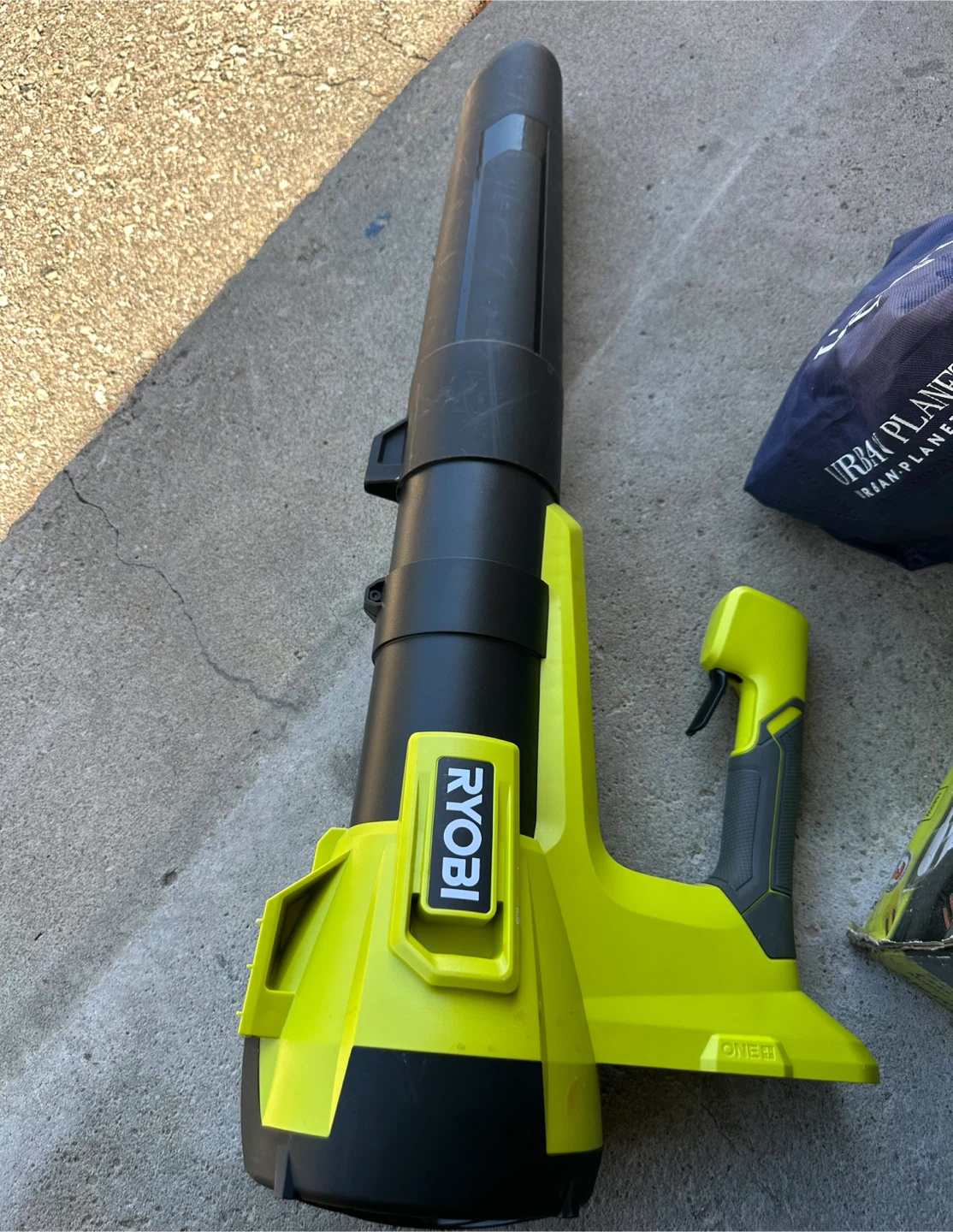 Ryobi 18V ONE+ Blower PCLB01 - photo 3