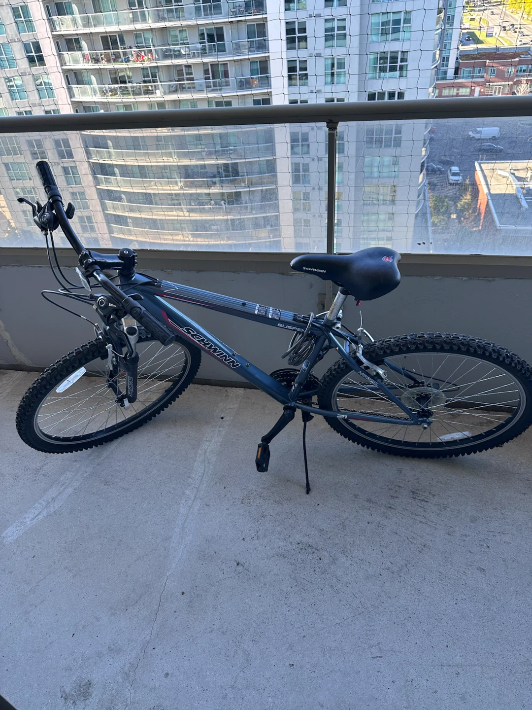 LIKE NEW Schwinn Bicycle