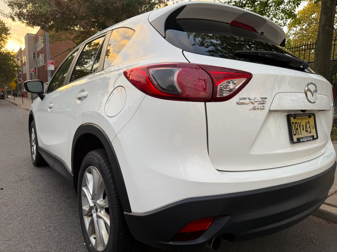 2015 White Mazda CX-5 AWD - photo 4