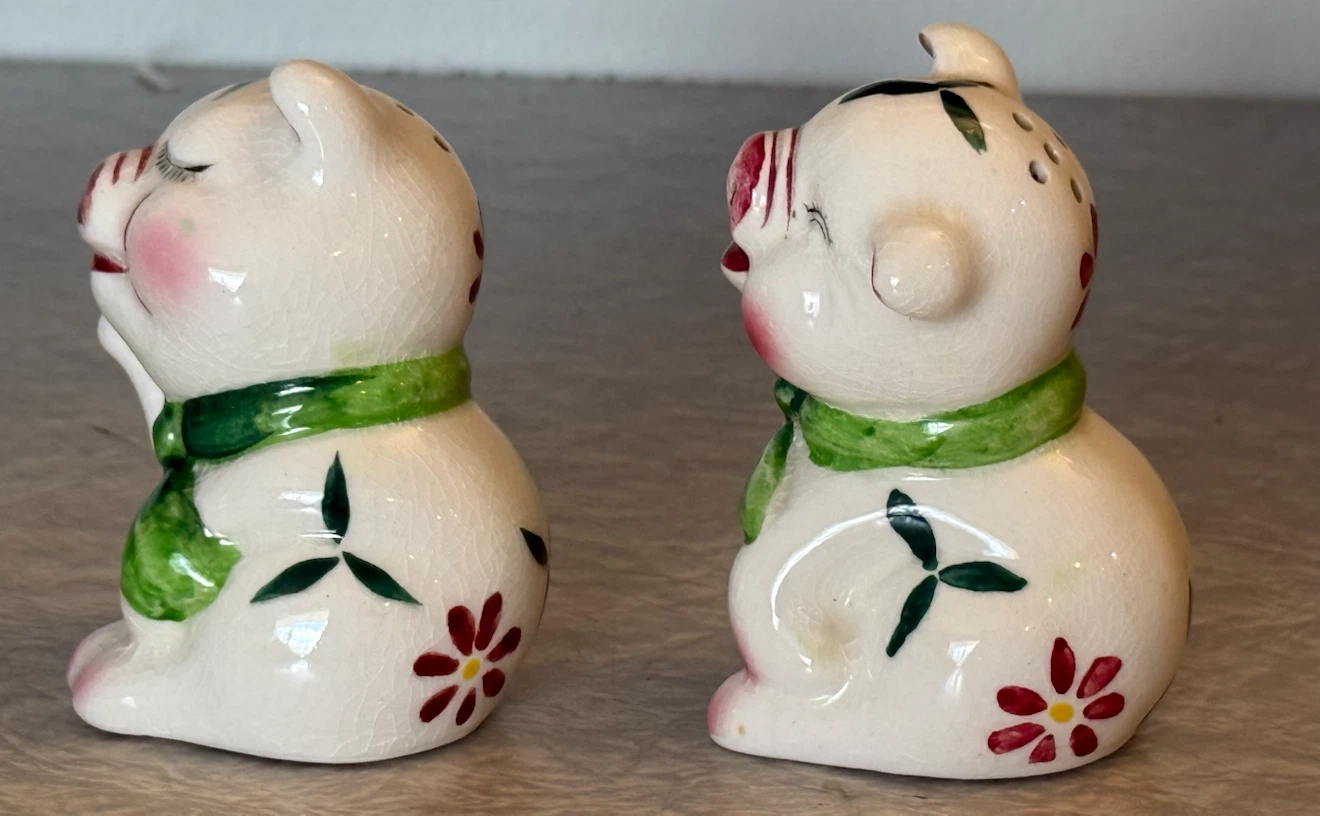 Vintage Pigs salt and pepper set - photo 2