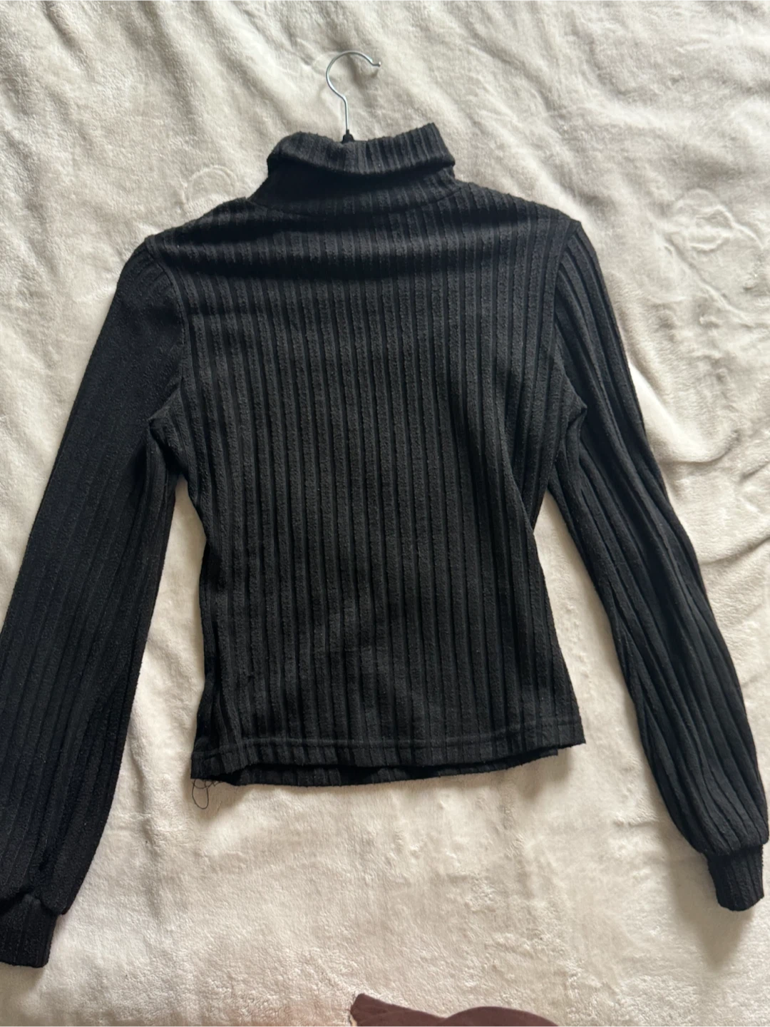 Black Ribbed Turtleneck Top - photo 2