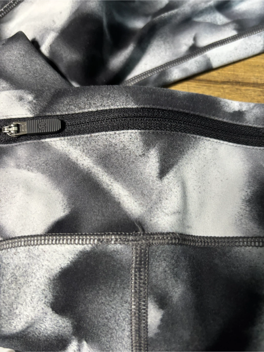 Lululemon Patterned Leggings - photo 5