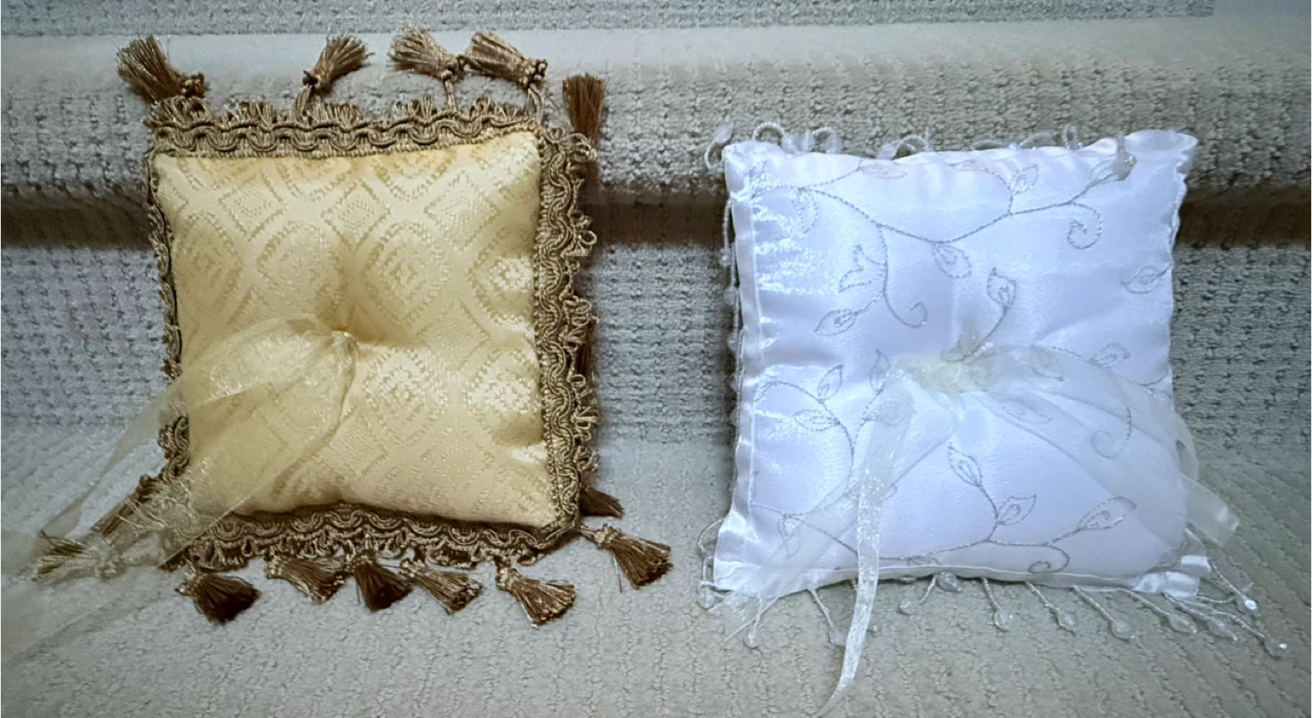 Set of two decorative ring pillows