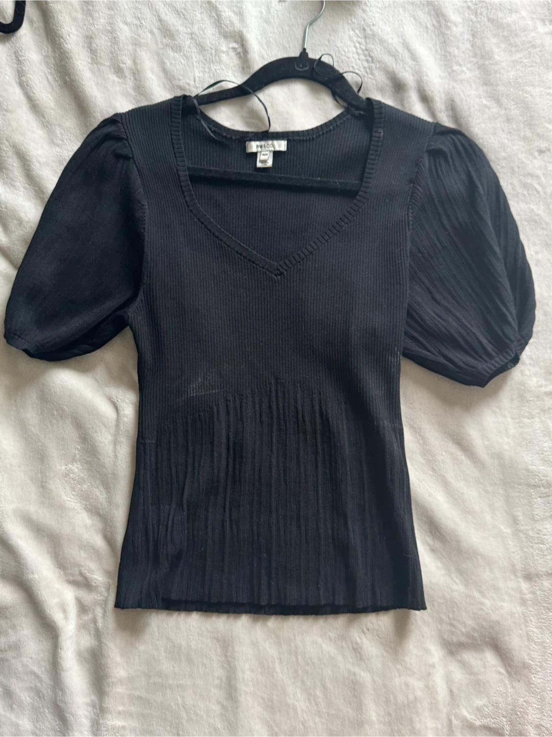 Black Ribbed Top