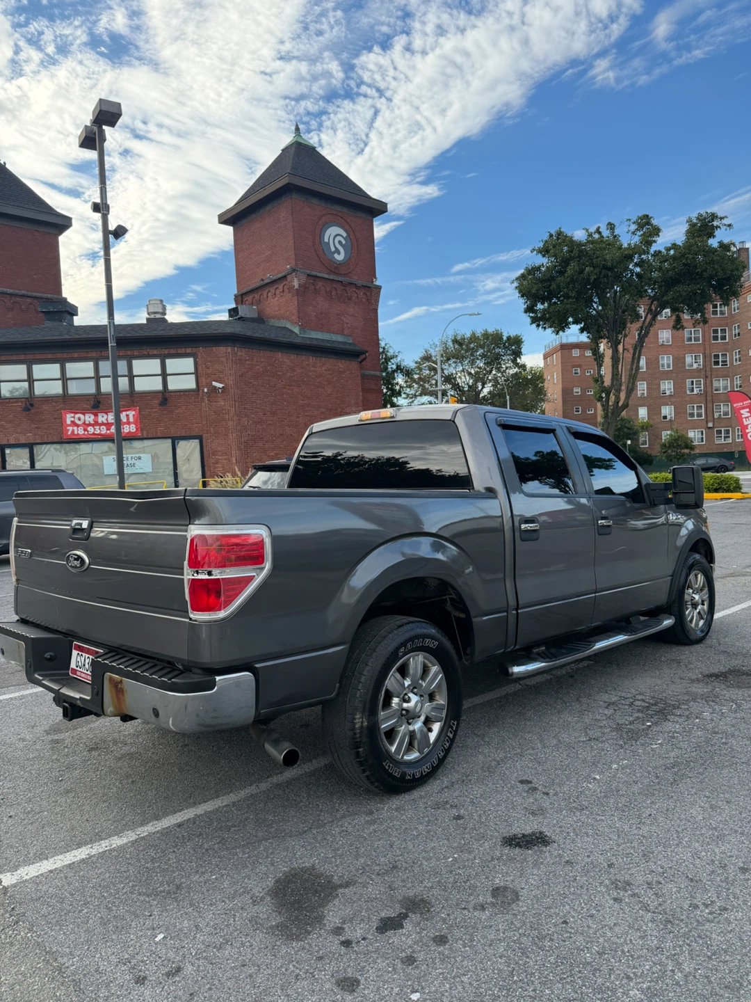 Ford F-150 Pickup Truck - photo 3