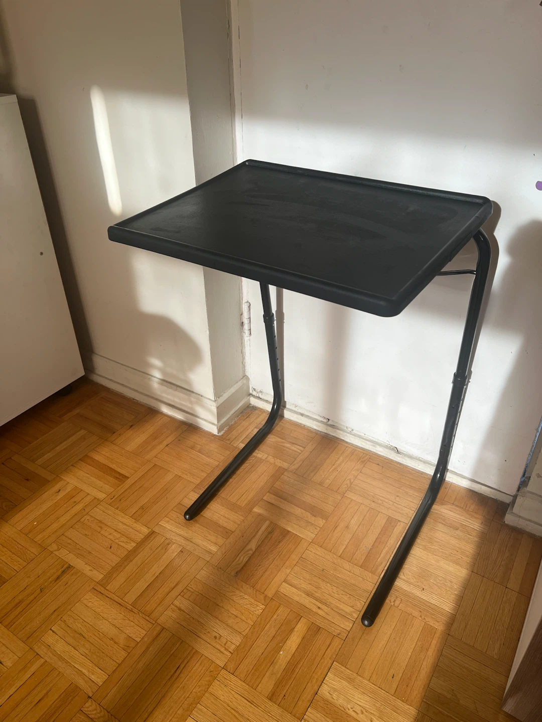 Adjustable black TV tray table