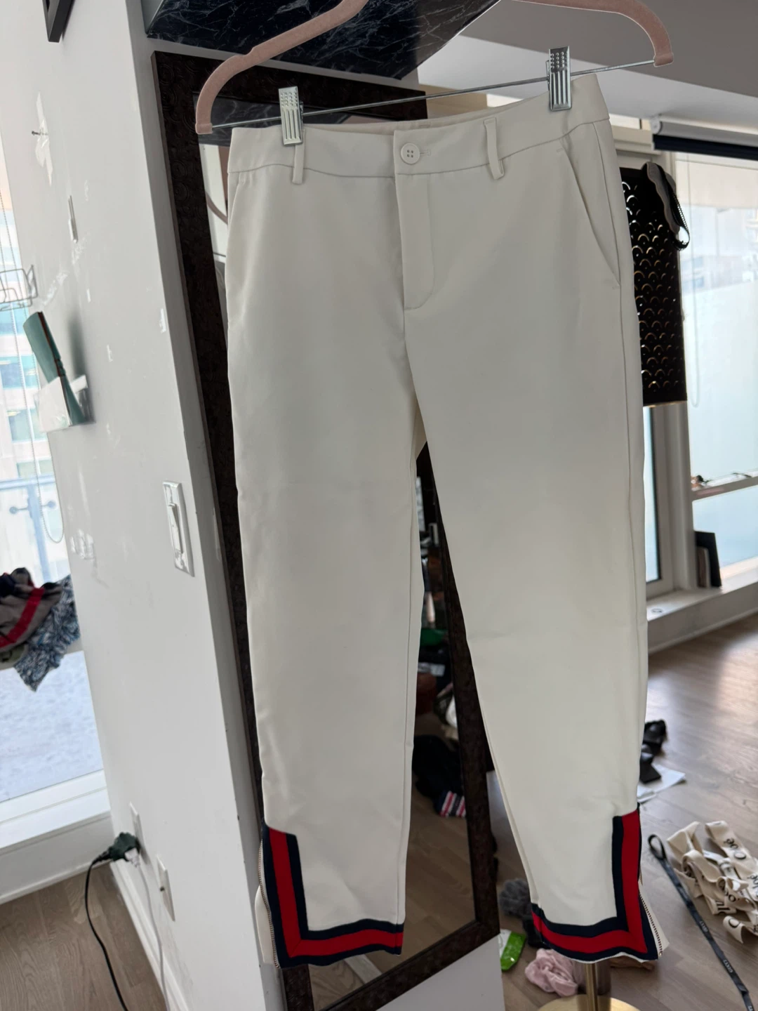 Gucci styling White Cropped Trousers with Side Stripe