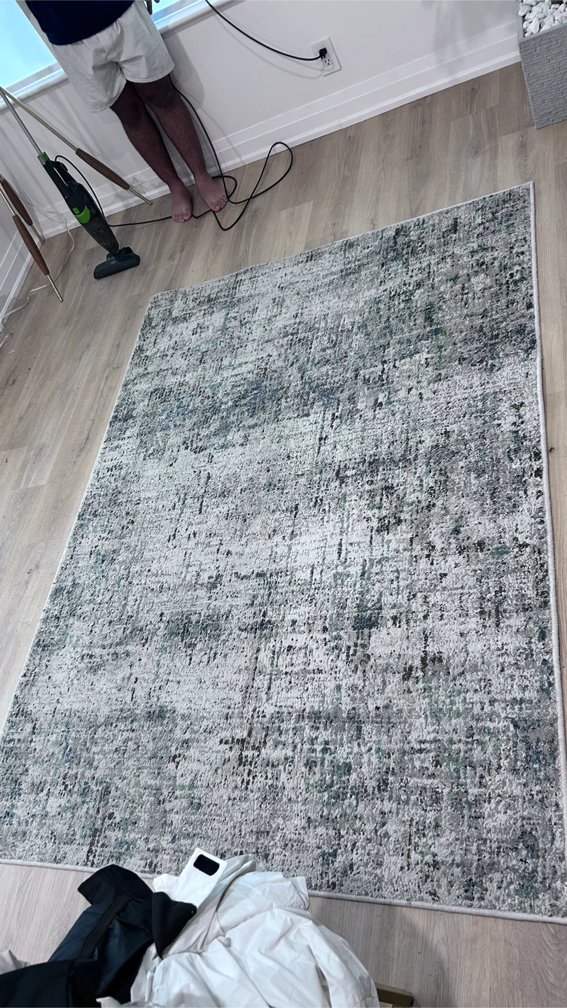5’ x 7’ Area Rug – Grey & Blue – $40
