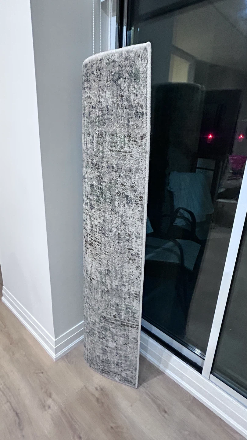 5’ x 7’ Area Rug – Grey & Blue – $40 - photo 4