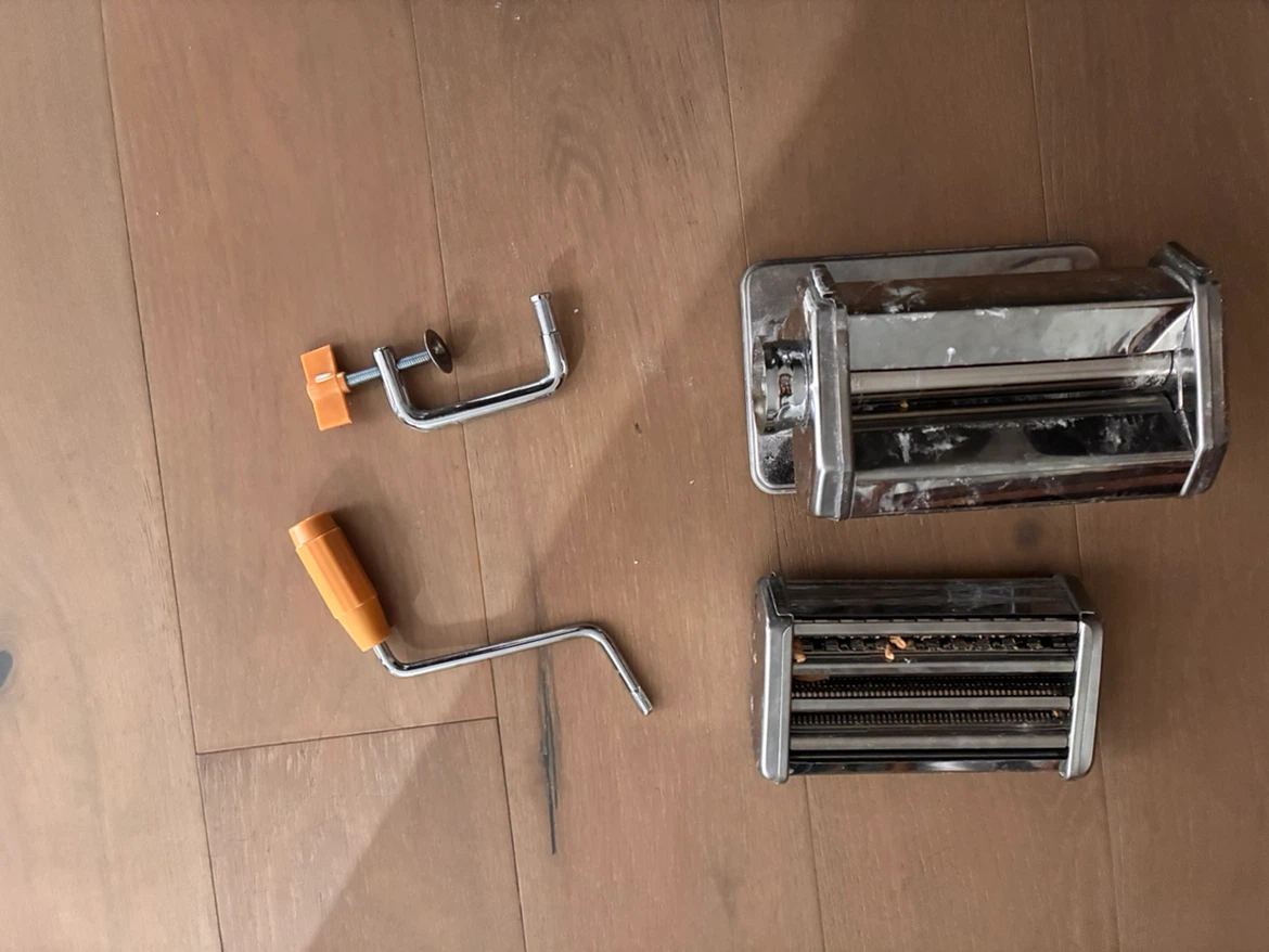SALT Pasta Machine - photo 2