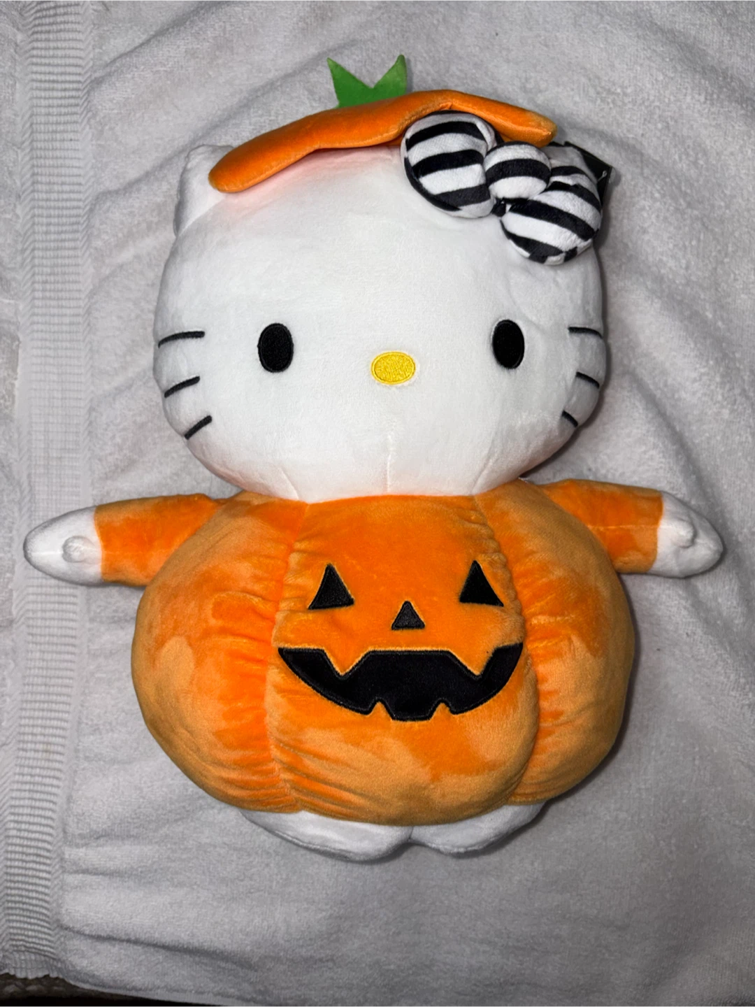 Squishmallows Hello Kitty Pumpkin Plush