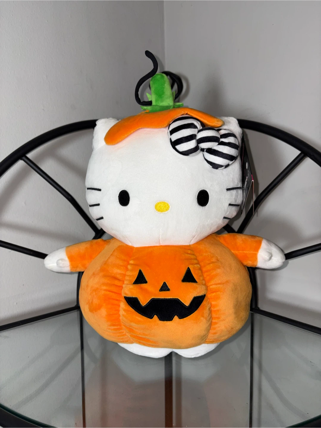 Squishmallows Hello Kitty Pumpkin Plush - photo 2