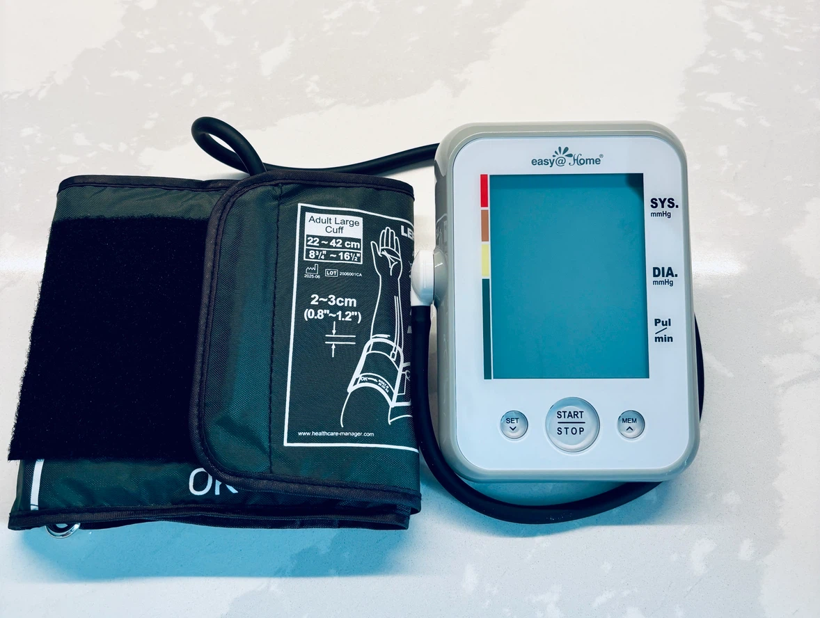 Digital Blood Pressure Monitor {LIKE NEW}