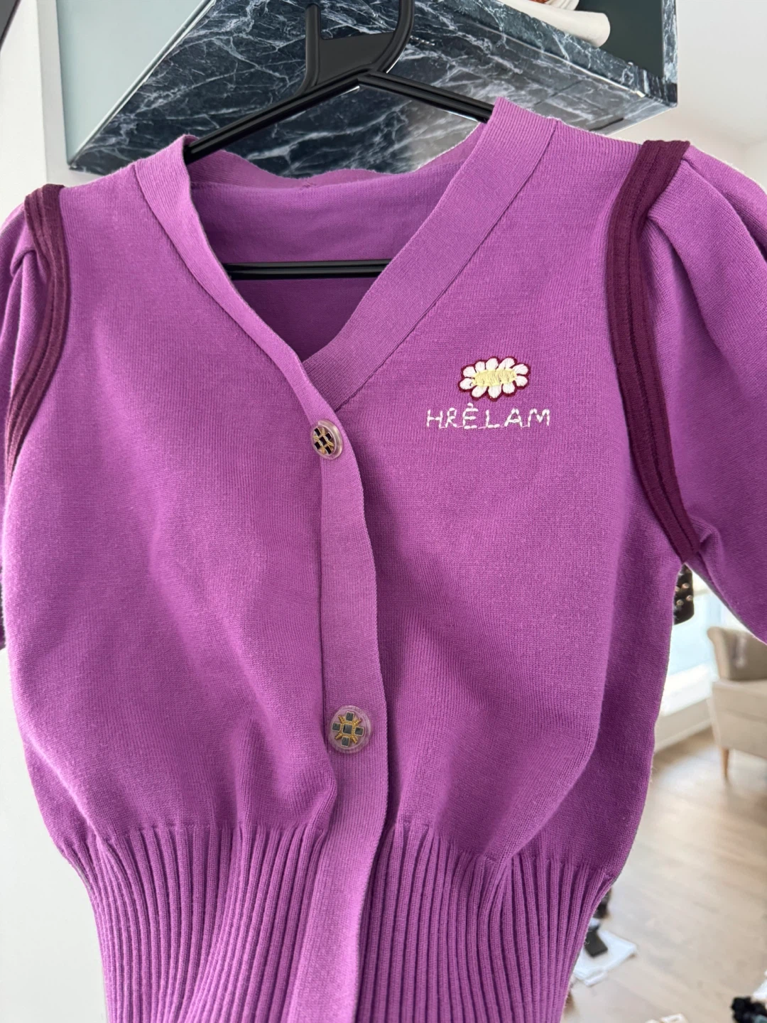 Hrelam V-Neck Cardigan - photo 2